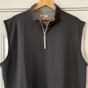 Peter Millar Performance Vest in excellent conditions XLT. Gray